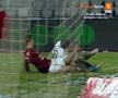 FOTO Marian Barbu nu acordă penalty la duelul Onea - Oancea, în U Cluj - Rapid 27.01.23