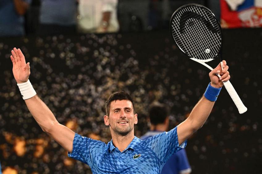 Novak Djokovic (35 de ani, locul 5 ATP) - Stefanos Tsitsipas (24 de ani, locul 4 ATP) e finala Australian Open 2023.