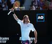 Stefanos Tsitsipas îl așteaptă pe Novak Djokovic în finala Australian Open