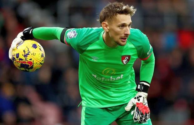 Ajuns al treilea portar la Bournemouth, Ionuț Radu poate schimba echipa în această iarnă » Cu cine negociază Inter