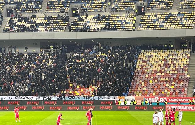 Alt protest! Măsura extremă luată de o parte a suporterilor dinamoviști, în timpul derby-ului cu Rapid