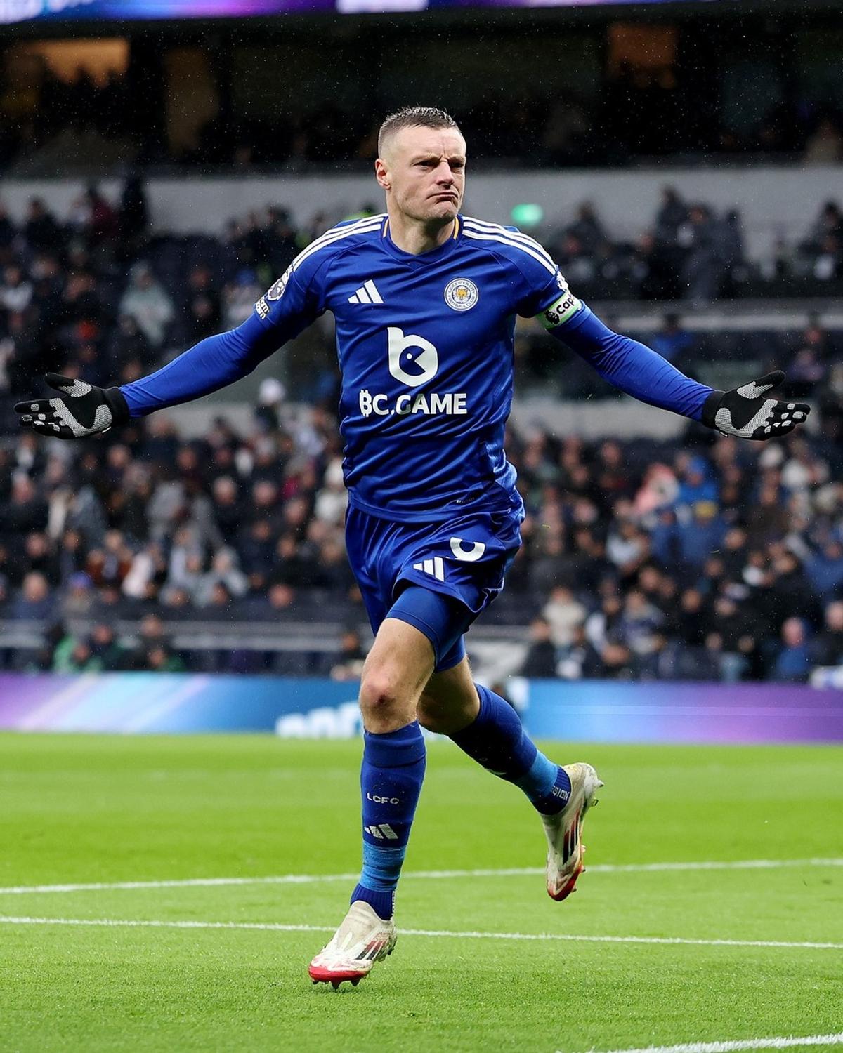 Jamie Vardy i-a „înţepat” pe fanii lui Tottenham » Gestul controversat prin care a sărbătorit golul