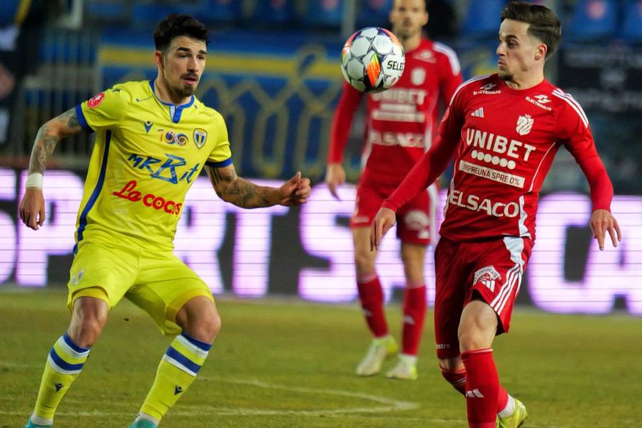 Petrolul - FC Botoșani 3-1 » Turbo-victorie pe „Ilie Oană”, iar „găzarii” reintră în calculele pentru play-off. Cum arată lupta la vârf din Superligă