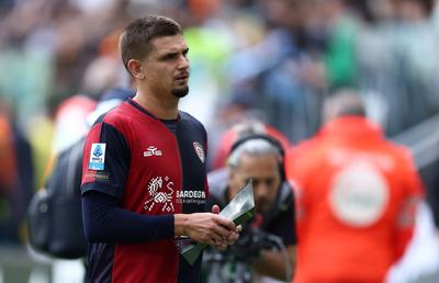 Se aud „sirenele din străinătate” pentru Răzvan Marin » Ce intenții are Cagliari și de ce ar pleca acum