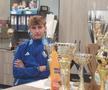 Sebastian Burlacu, pariul lui Fabregas la Como: „Am primit «botezul» în vestiar împreună cu Belotti” + Suma istorică din contractul cu LPS Suceava