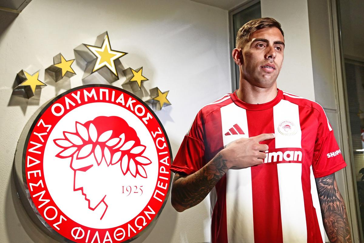 Jefte Betancor a semnat cu Olympiakos și a fost prezentat