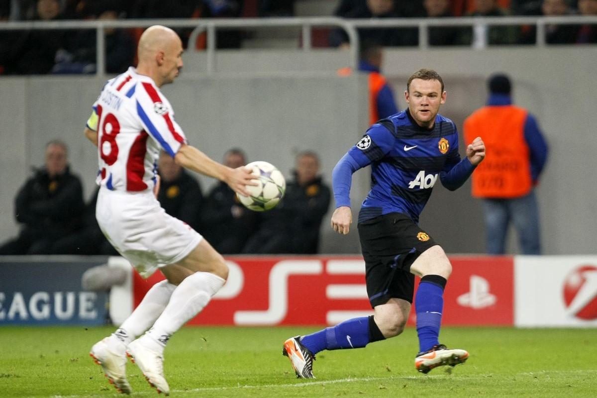 „Sincer, credeam că luăm multe” » Românul care a înfruntat un Manchester United stelar pe Old Trafford: “M-a luat cu tot cu minge. Apoi m-au fluierat la orice atingere!”