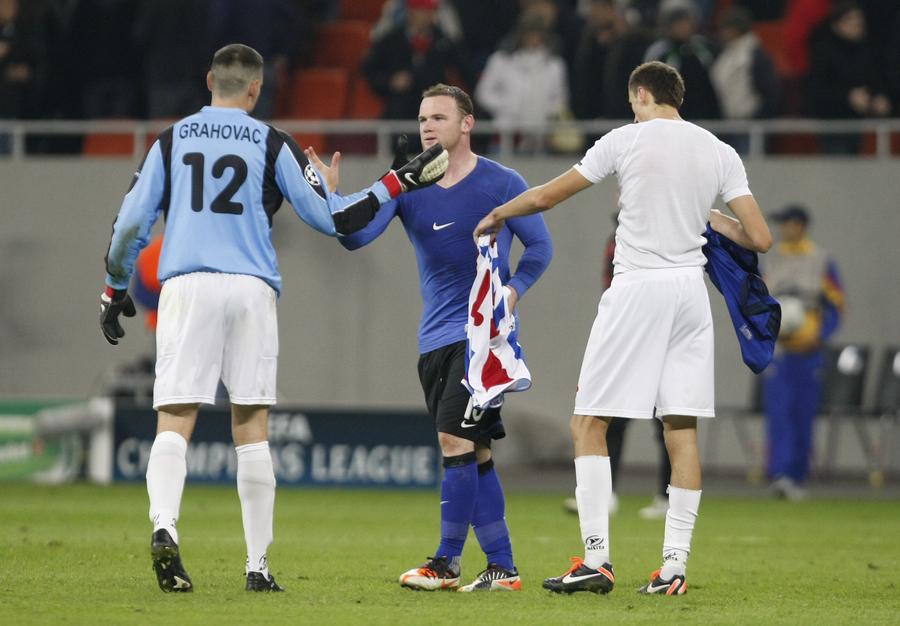 A jucat contra lui Manchester United și a primit tricoul lui Wayne Rooney: „Trei condiții pentru FCSB”. Ce s-a ales de tricoul-suvenir + Duelul cu fotbalistul Ruben Amorim