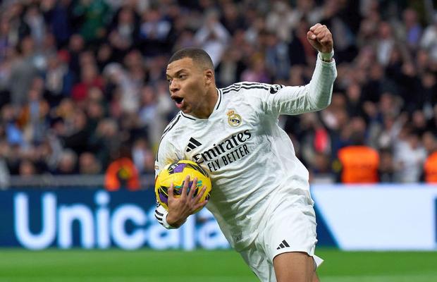 Kylian Mbappe vine tare din urmă » Se apropie de cifrele lui Cristiano Ronaldo la Real Madrid