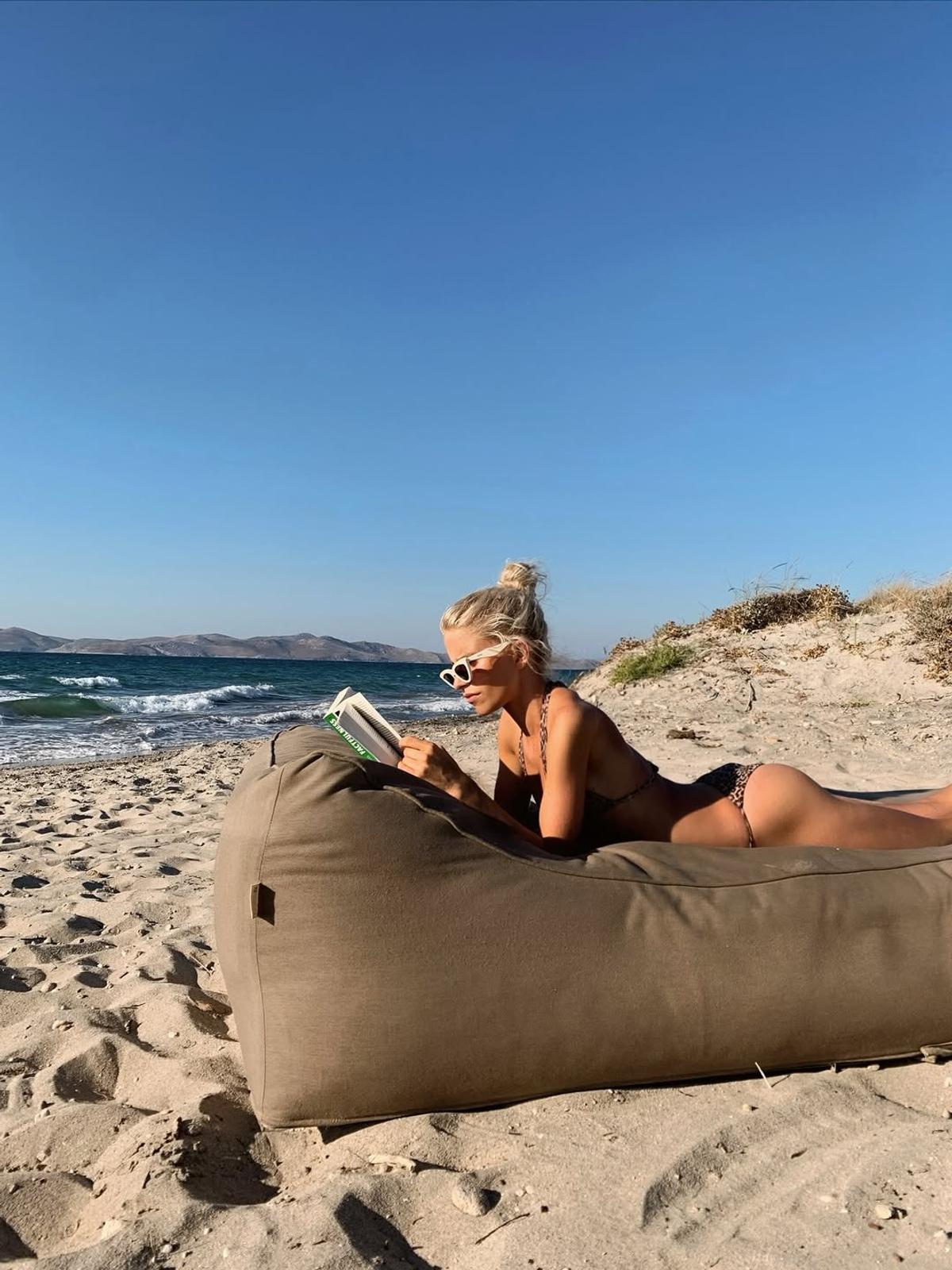 Modelul Caroline Daur. Foto: Instagram