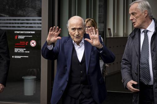 Blatter îi îndeamnă pe fani să nu meargă la Campionatul Mondial din Statele Unite ale Americii / Imago Images