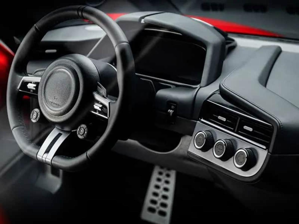 Aduc în România primul coupe sport electric chinezesc! » Care este prețul de pornire