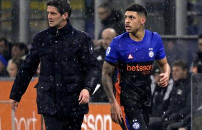 Jucătorul schimbat de Chivu la ultimul meci înaintea pauzei este dorit în Premier League