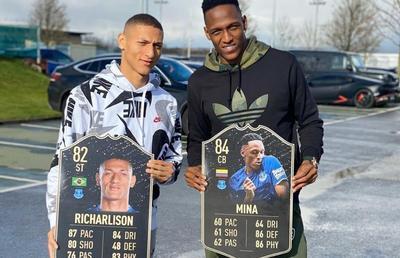 FIFA 20 // Două vedete din Premier League se bucură de noile carduri din joc