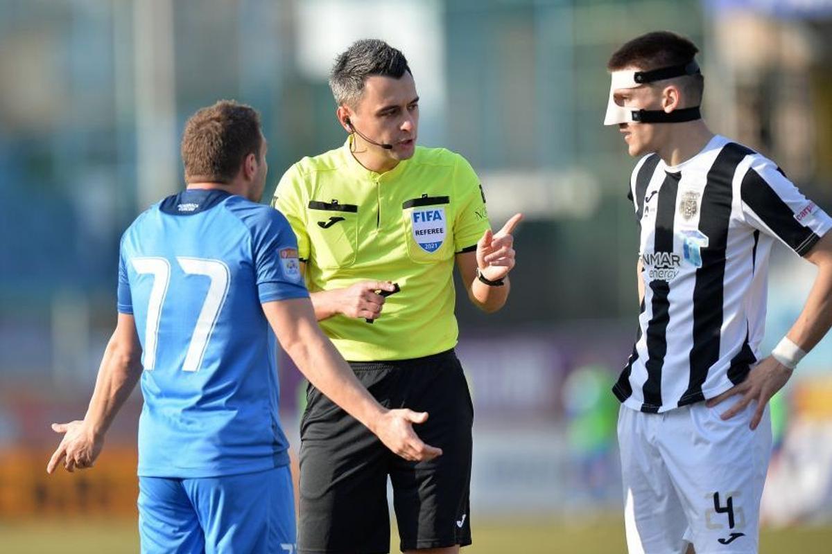EXCLUSIV Au intrat suporterii pe stadion „pe fals”? Polemica născută după Clinceni - Astra 1-1: „Există un protocol care trebuie respectat”