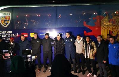 Burleanu a întâmpinat la graniță 13 fotbaliști de la Dinamo Kiev și Șahtior: „Vom continua să ajutăm” + unii au plecat deja din țară