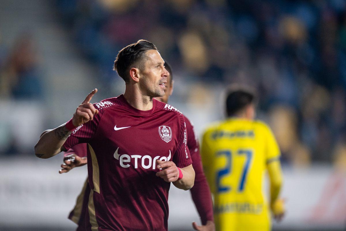 Dan Petrescu a pierdut un titular la Ploiești: scos pe brațe, imediat după ce a marcat