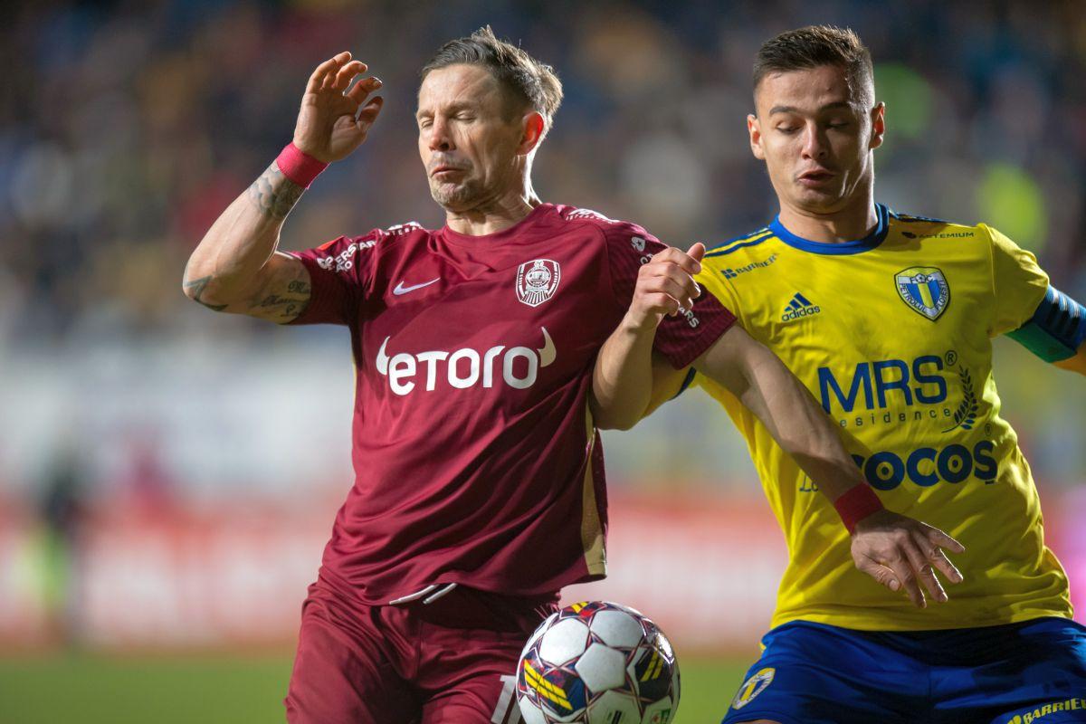 Dan Petrescu a pierdut un titular la Ploiești: scos pe brațe, imediat după ce a marcat