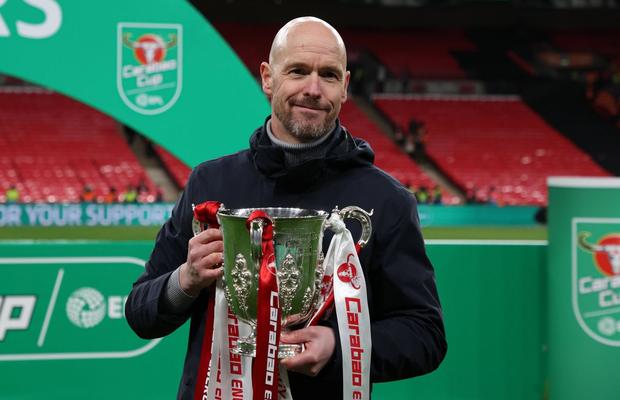 „Erik ten Hag a transformat o echipă de plângăcioși într-una de câștigători” » Curge șampania la Manchester United