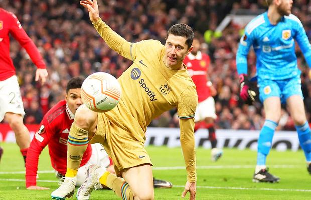 Robert Lewandowski în degringoladă » AS anunță o veste proastă fix înainte de El Clasico, dar Barcelona are și mai multe griji în privința atacantului