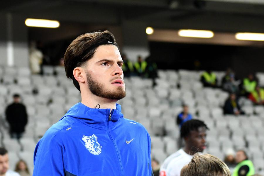 Tudor Băluță, mijlocașul campioanei Farul Constanța. Foto: Imago Images Euro compromis » Coșmar pentru „tricolorul” lui Edi Iordănescu: a trebuit să se opereze