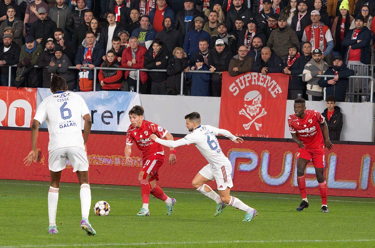 Oamenii de bază ai lui Dinamo s-au întors de la vraci. Când vor putea juca