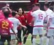 Imagini reprobabile la un meci de tineret! Un minor a intervenit pentru a-și opri tatăl care a lovit un jucător