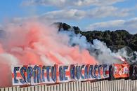 Ultrașii lui Atletico au afișat un banner surpriză la antrenamentul lui Horațiu Moldovan: „Spiritul BucureștiuluI” » Ce semnificație are mesajul
