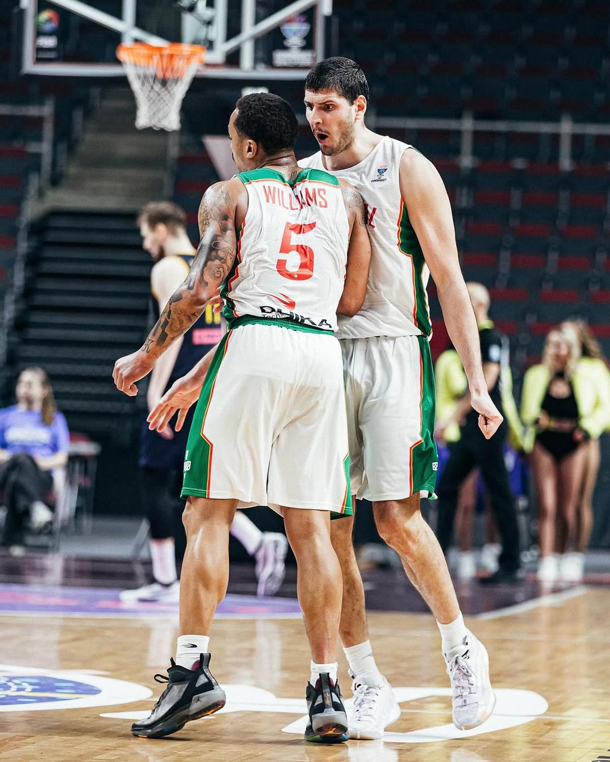 Travante Williams, CSM Oradea