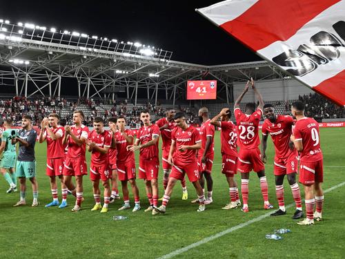 Cei de la Dinamo au ales să cheme suporterii la următorul meci printr-o postare cum nu s-a mai văzut în România. Cu calificarea în play-off asigurată, „câinii” închid etapa luni, de la 20:00, împotriva celor de la Hermannstadt.