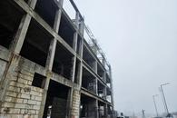 Cine pune mâna pe clădirea-fantomă de lângă stadionul Dinamo: „Mai întâi să avem terenul” » Paragină în locul unde ar fi trebuit să apară un mega-proiect