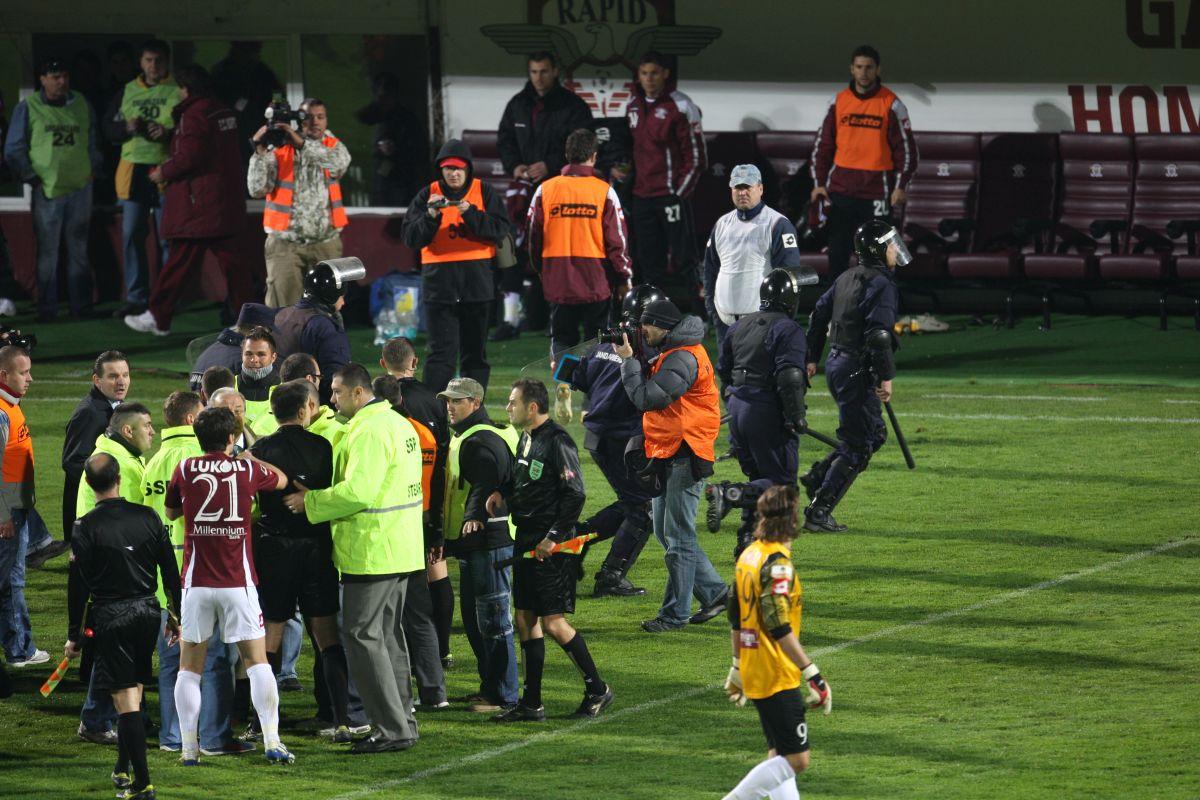 Imagini de la cazul „Bricheta”, cel mai încins derby dintre Rapid și FCSB