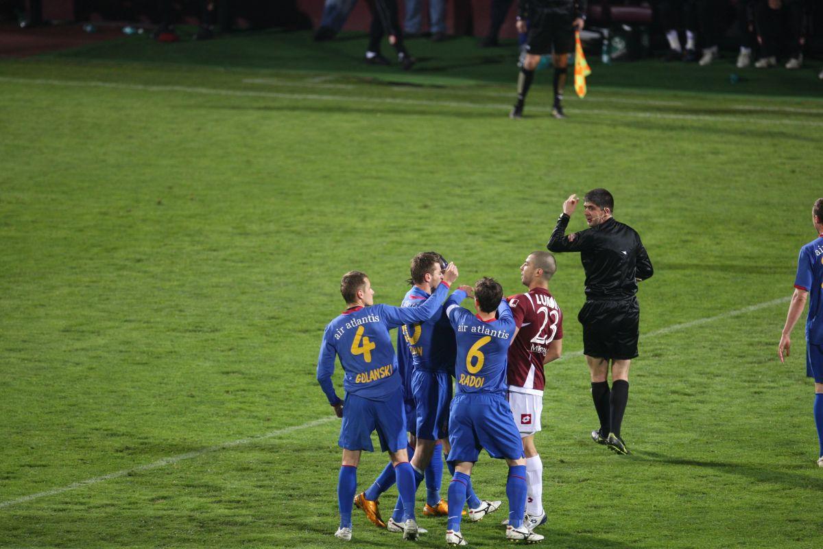 Imagini de la cazul „Bricheta”, cel mai încins derby dintre Rapid și FCSB