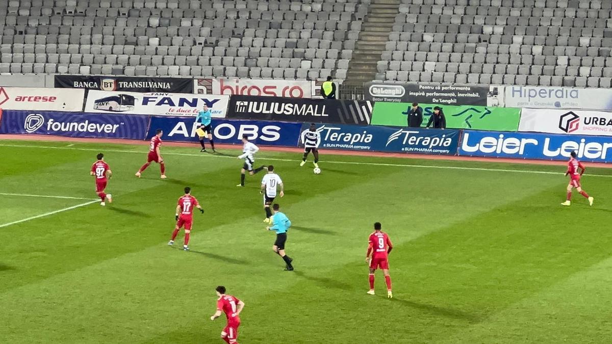 Drammeh la Cluj, DRAME la FCSB » Universitatea o învinge pe Oțelul și mai închide o „ușă” pentru campioană
