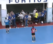 Gestul lui Bogdan Burcea / foto: captură YouTube @Federatia Romana de Handbal