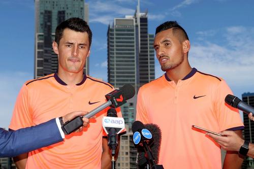 Bernard Tomic, în stânga, e unul dintre rebelii circuitului ATP. foto:Guliver/Getty Images