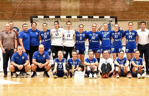 După CSM București și Dinamo, campioana SCM Rm. Vâlcea a suspendat și ea contractele jucătoarelor