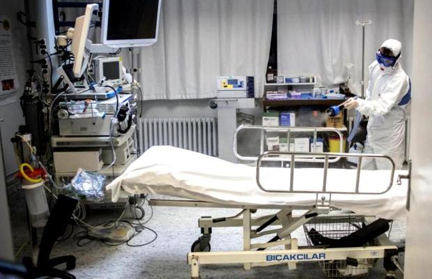 Cum tratează Olanda și Belgia criza coronavirus: „Bătrânii au alt statut în cultura italiană. E inuman să îi aduci la spital” + ce directive sunt date către aziluri