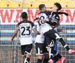 Dennis Man și Valentin Mihăilă au contribuit la primul gol marcat de Parma în meciul cu AS Roma, scor 2-0 // foto: Imago