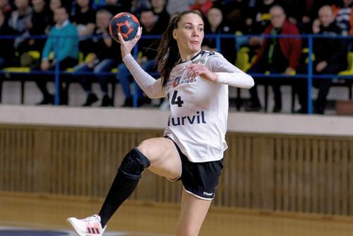 Râmnicu Vâlcea a pierdut manșa tur a sferturilor de finală din EHF European Handbal Women, 32-38 contra danezelor de la Herning Ikast.