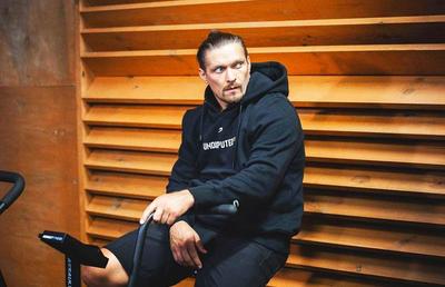 Rușii au cucerit satul și s-au instalat în casa „greului” Usyk: „Salvați-i urgent! Doar asta contează acum”