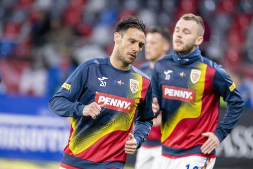 Mario Camora (35 de ani, fundaș stânga) și Alex Maxim (31 de ani, extremă stânga) vor lipsi pentru meciul Israel - România!
