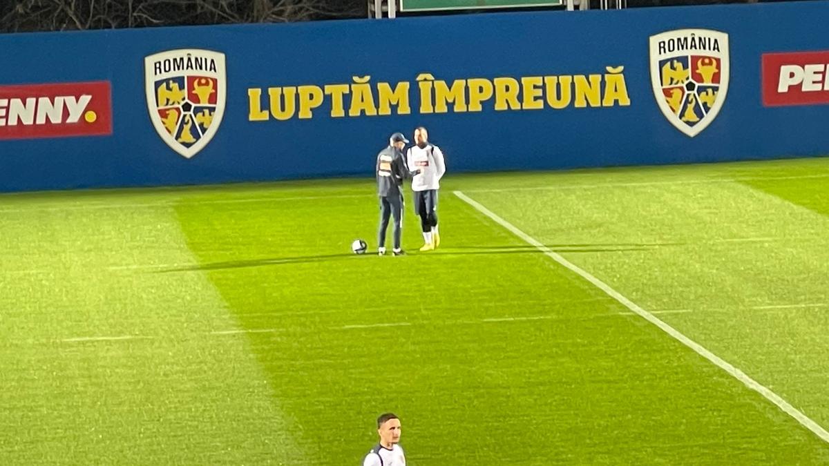 Selecționerul Belarusului are un fotbalist favorit din tabăra României: „Îmi place!”