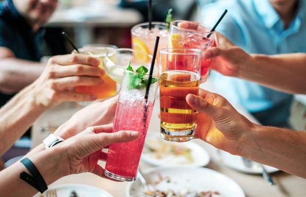 „Consumul de alcool te face mai prost” » Ce spune celebrul doctor Mihail Pautov despre efectele secundare ale băutului