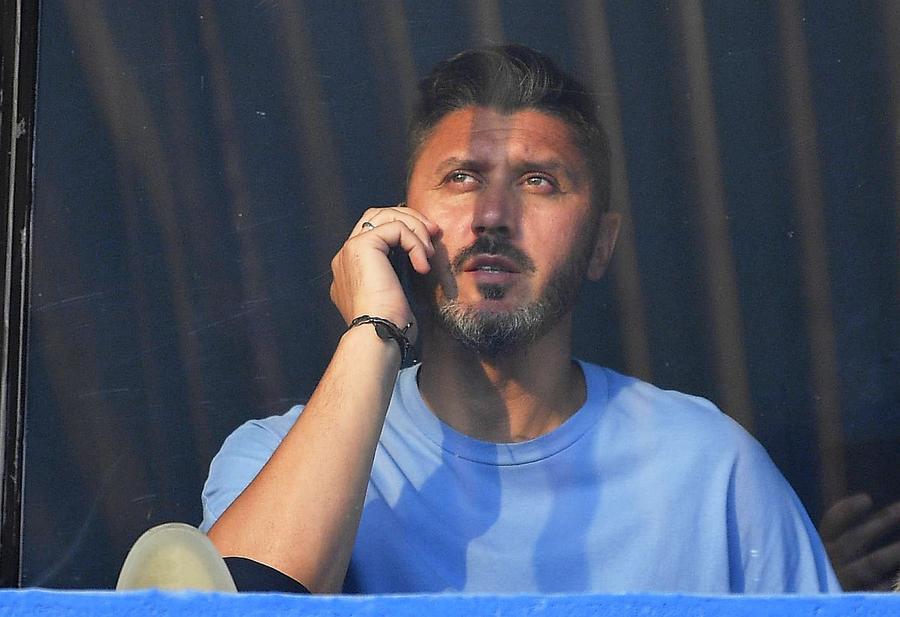 Ciprian Marica a fost pe „Giuseppe Meazza” la Inter - Barcelona. Foto: Imago Marica a asistat de pe stadion la thrillerul Inter - Barcelona: „Fantastic! A demonstrat că e vioara întâi!” » Singurul jucător român capabil să evolueze la acest nivel