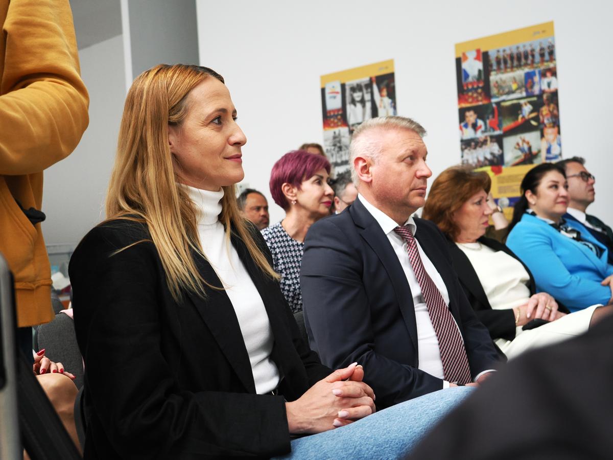 COSR aniversează astăzi 110 ani de la înființare! » Dan Grecu şi Viorica Viscopoleanu au primit Colanul de Aur