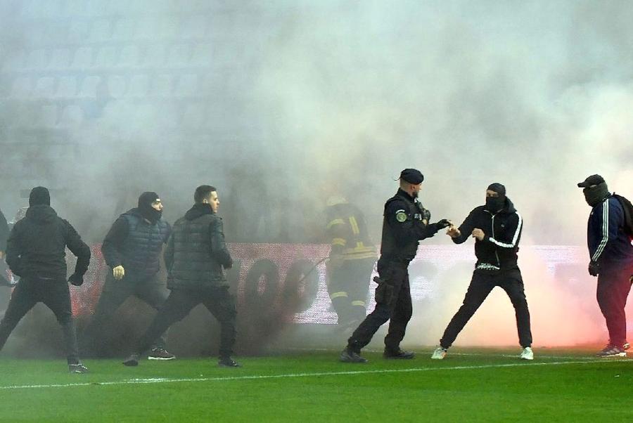 Cine dorește retrogradarea lui Dinamo?!