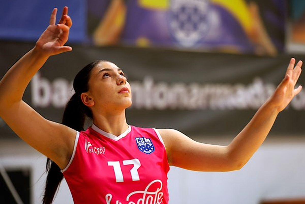Bianca Cucu, un fenomen în voleiul românesc, la doar 14 ani