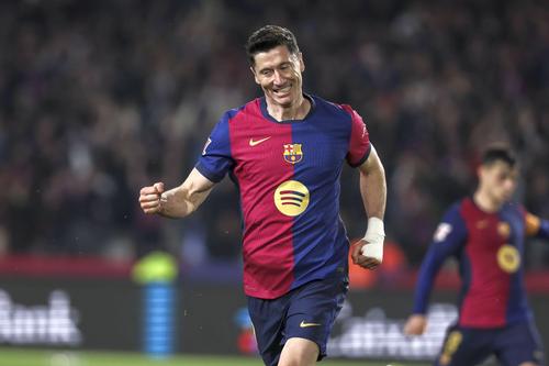 Lewandowski a închis tabela în Barcelona - Osasuna / Foto: Imago