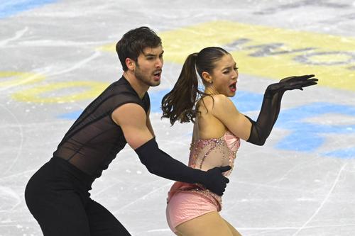 aurence Fournier Beaudry și Guillaume Cizeron pe gheață la Praga FOTO Imago Images